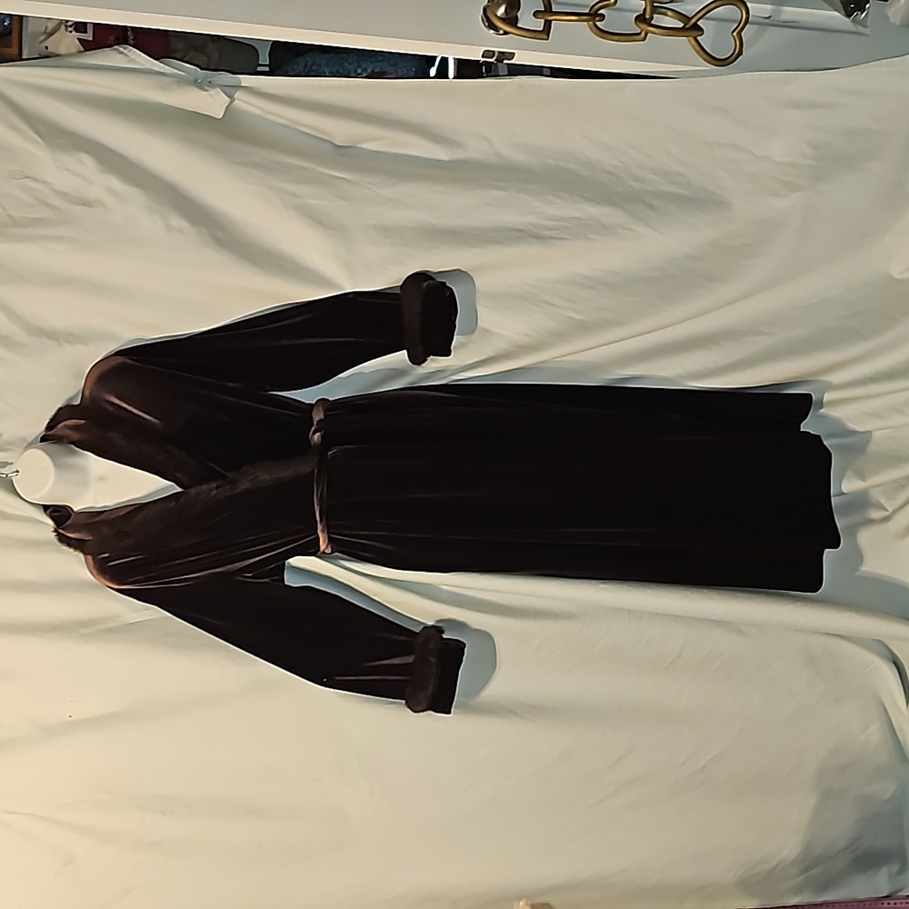 Delicates Wrap Around Bath Robe